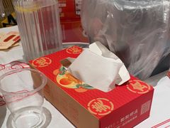 -肥肥虾庄·金牌油焖大虾(汉口城市广场店)