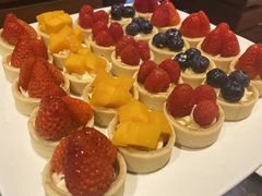 -BLU 全日制餐厅(上海安曼纳卓悦酒店)