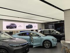 -华为智能生活馆(上海金桥国际商业广场)