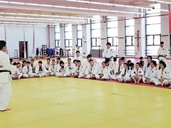 -祥云柔道摔跤体能运动馆