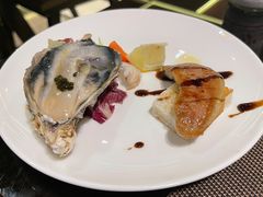 生蚝-大中华希尔顿酒店-念自助餐·嗨啤·小龙虾