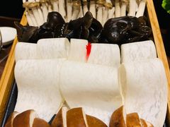 综合养生菌-快乐小羊·内蒙牛羊肉火锅(流花中心店)