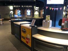 -CGV影城(滨江天街IMAX店)