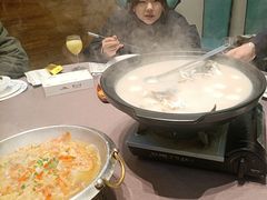 -香山湖家家宴(中山陵店)