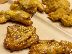 -必胜客(WOW中心城店)