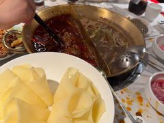 -小龙翻大江文化火锅(宽窄店)