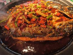 -鸣记脆皮烤鱼·海鲜烤鱼(三八广场店)