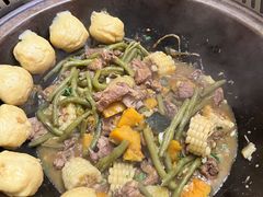 东北黑猪排骨-果松铁锅炖·柴火地锅鸡鱼