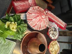 -皇城老妈·大连海鲜火锅(港湾店)