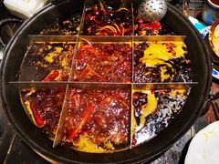 -周小明火锅(黑金冠社区店)