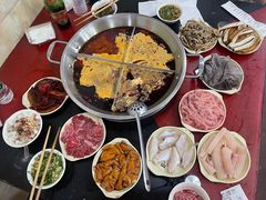 现划鳝鱼-储奇门鳝鱼火锅(总店)