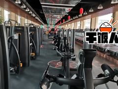 -健龙森俱乐部·游泳·健身·羽毛球综合体育馆