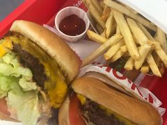 -In-N-Out Burger(LAX)