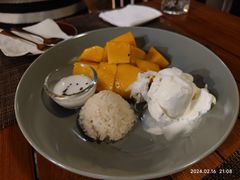 -Phensiri Thai Restaurant