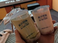 -艾乐空间主题私人影院(宝山万达店)