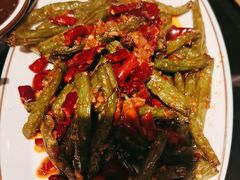 -路边边地标烧烤·川菜·小龙虾·音乐酒馆(良乡长虹店)