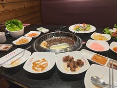 -木槿花韩式炭烤·熟成肉工坊(孙文东路店)