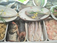 -吕四渔港码头海鲜餐厅