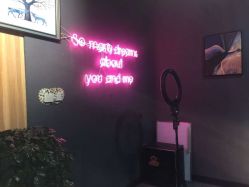 -MOVAN  HAIR莫凡匠人发型屋