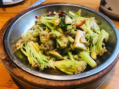 -东家小院金汤酸菜鱼(南阳路店)