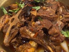 -破瓦寒窑·地摊烤羊排