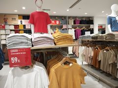 -优衣库(上海正大广场店)