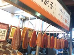 -六合夜市