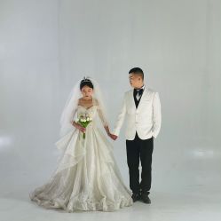 -乐玛婚纱摄影(解放北路店)