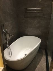 -香港倾城国际·美容美体中心