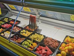 自助取餐区-老炳·七丛松甘草水果