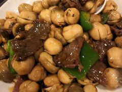草菇炒牛肉-紫金食坊(江南西路店)