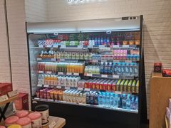 零售区-良品铺子(五角场万达店)
