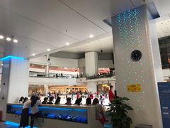 -冰纷万象滑冰场(深圳万象城店)