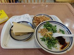 -正南齐北·老街糯米团(洪崖洞店)