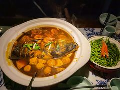 -卢大鲜鱼头捞饭(美利广场店)