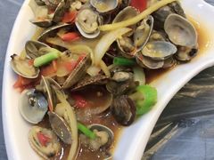 -覃记海鲜美食餐厅