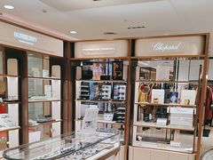 -宝岛眼镜(群光广场店)