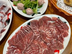 -华哥新鲜猪精品美食