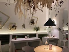 -春树下·树屋花房西餐厅(罍街AS1980店)