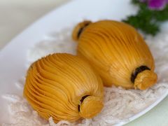 金枕榴莲酥-利苑酒家(合景国际金融广场店)