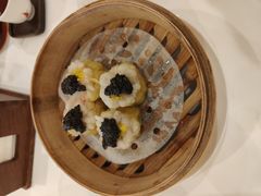 黑松露干蒸烧麦-白天鹅宾馆-宏图府餐厅