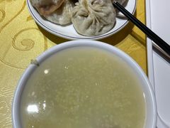 -陈寔包子王·卤煮小肠·京味小吃(龙潭店)