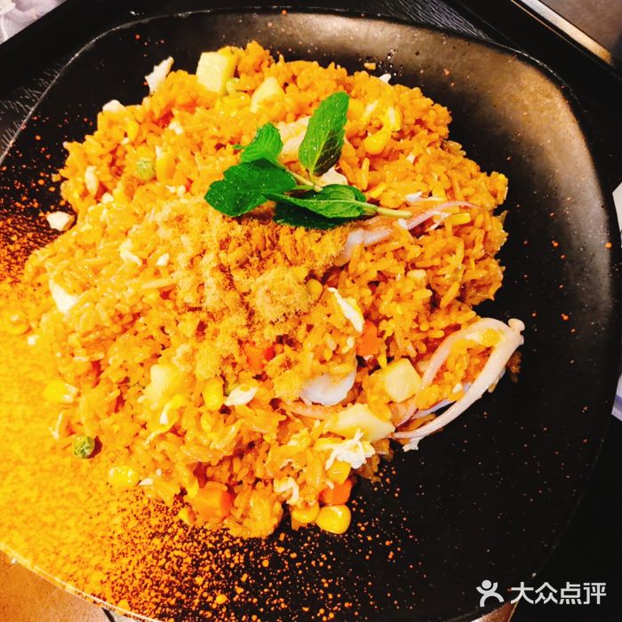 泰椰爷(置汇旭辉店)海鲜菠萝炒饭图片