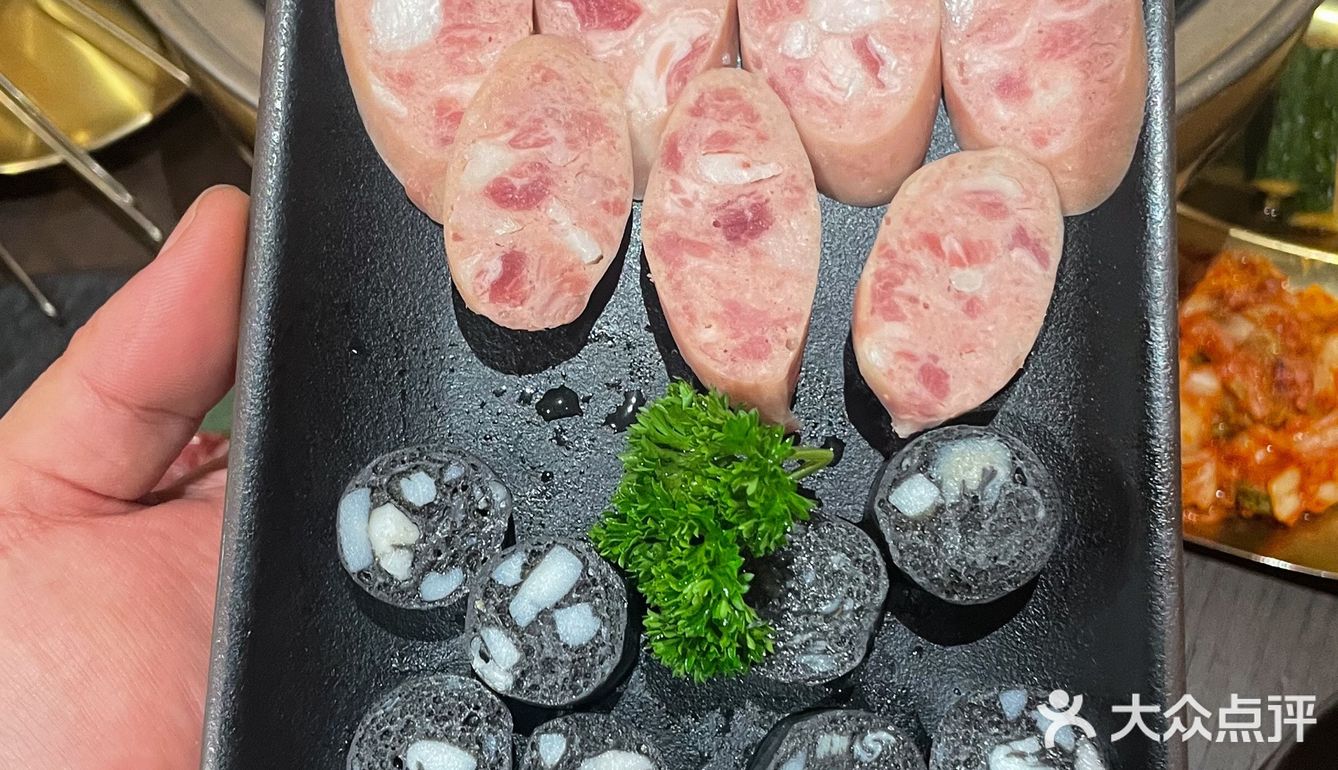 南京这家洞穴风烤肉店百吃不厌