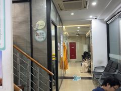-瑞派天使宠物医院·神经外科·骨科·核磁CT(洛川中路店)