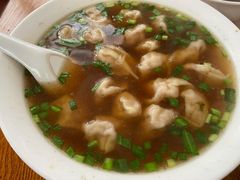 红汤馄饨-吴家馄饨