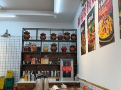 -佬缸炮江湖川菜(玉林店)
