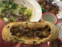 -小放牛炒菜馆(军校店)