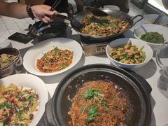 -费大厨辣椒炒肉(高铁吾悦广场店)