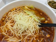 -小吃城(重庆江北国际机场店)
